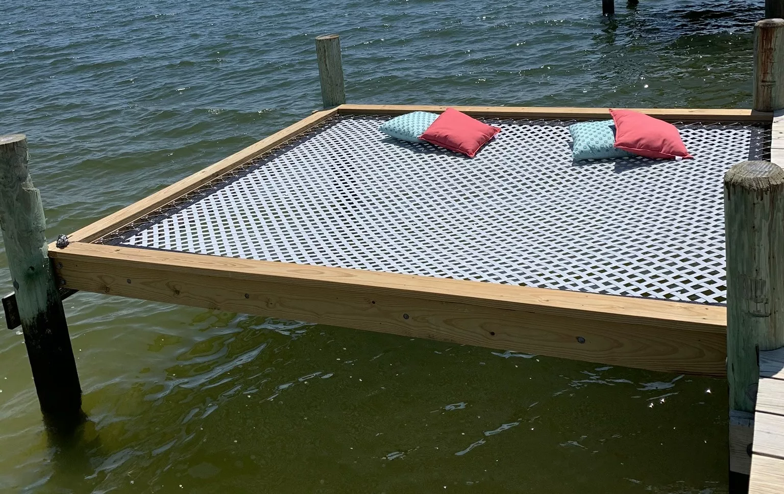 1 inch webbing net in a dock space